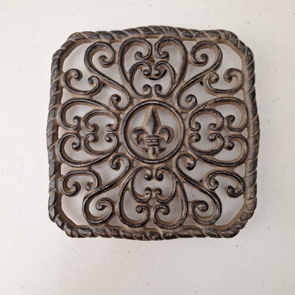Vintage Cast Iron Fleur-de-Lis Trivet or Wall Hanging - Heavy Duty 7" See Descr.
